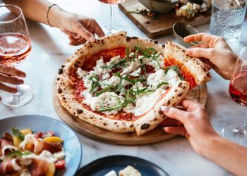 31-year-old Italian restaurant chain closing its final locations