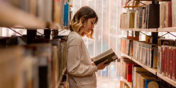 Nearly 200-year-old bookseller files Chapter 11 bankruptcy