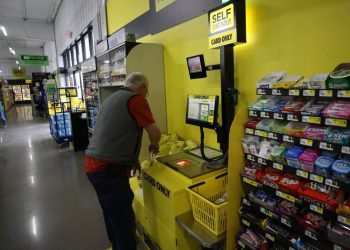 Discount chain closes over 75 stores and raises prices