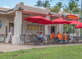 74-year-old restaurant chain abruptly exits market after closure